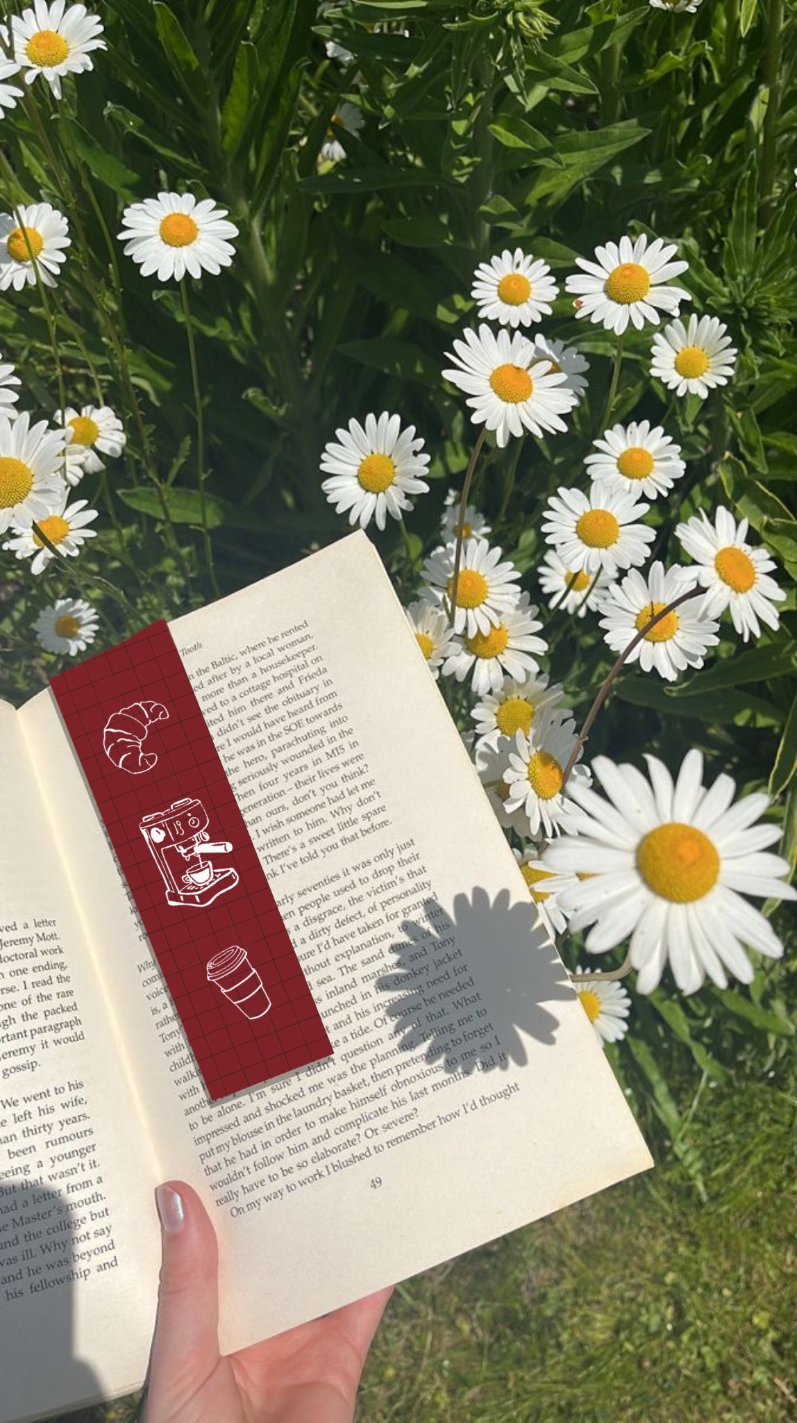 Coffee with croissant magnetic Bookmark