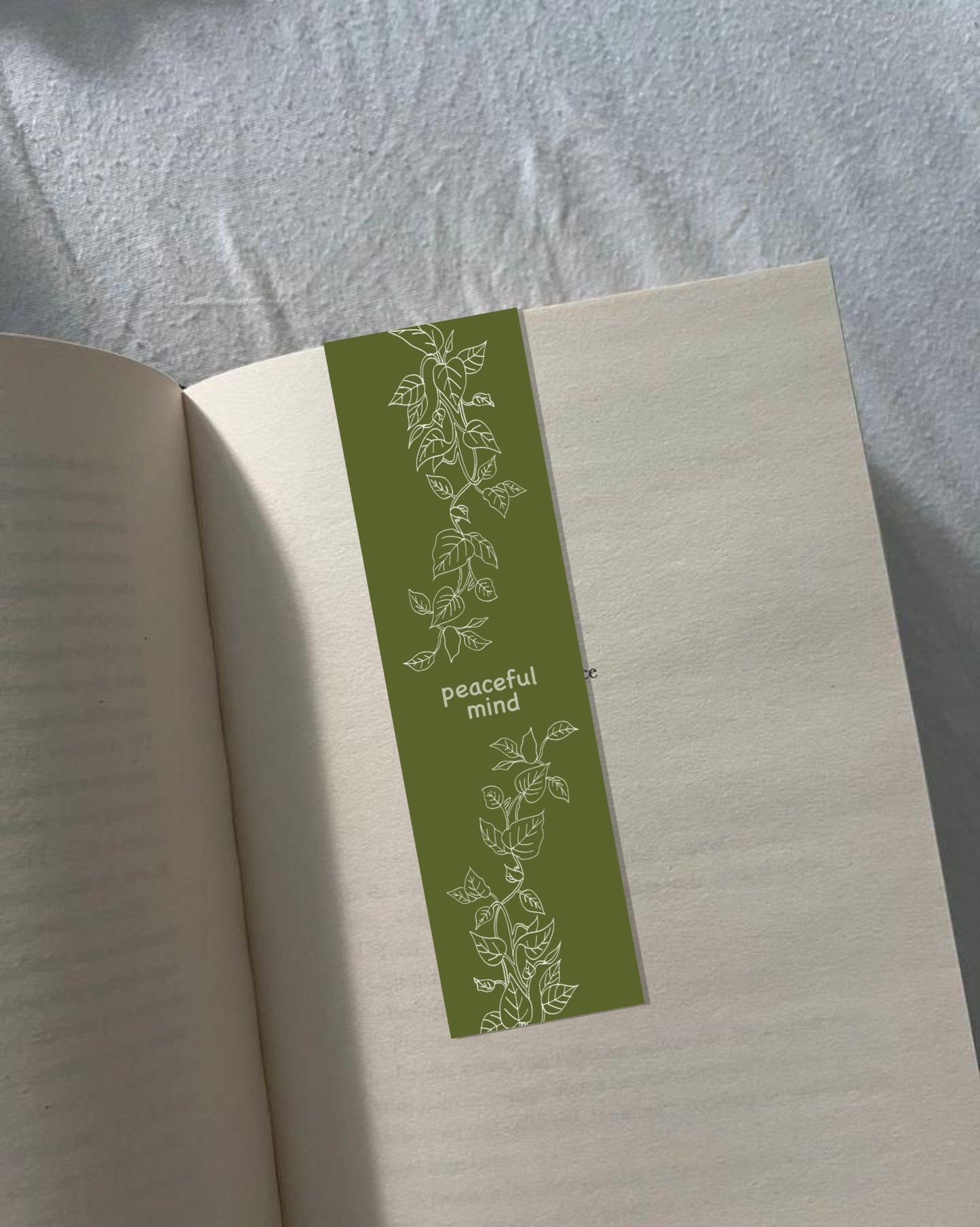 Leaves line art magnetic Bookmark