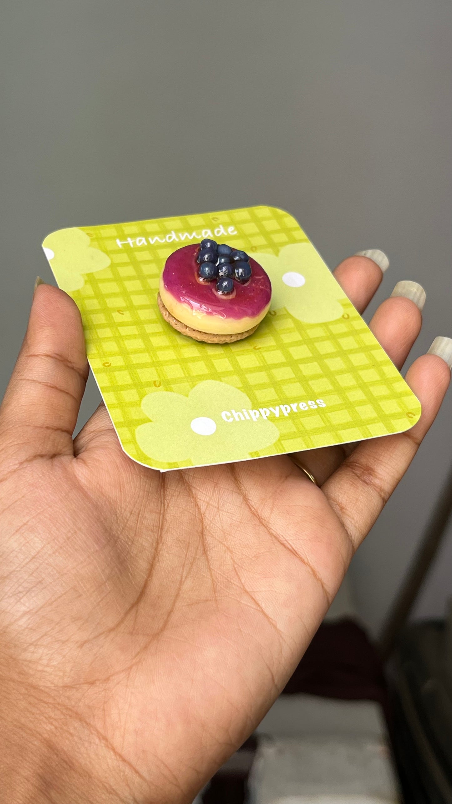 Blueberry cheesecake clay miniature Magnet/Pin