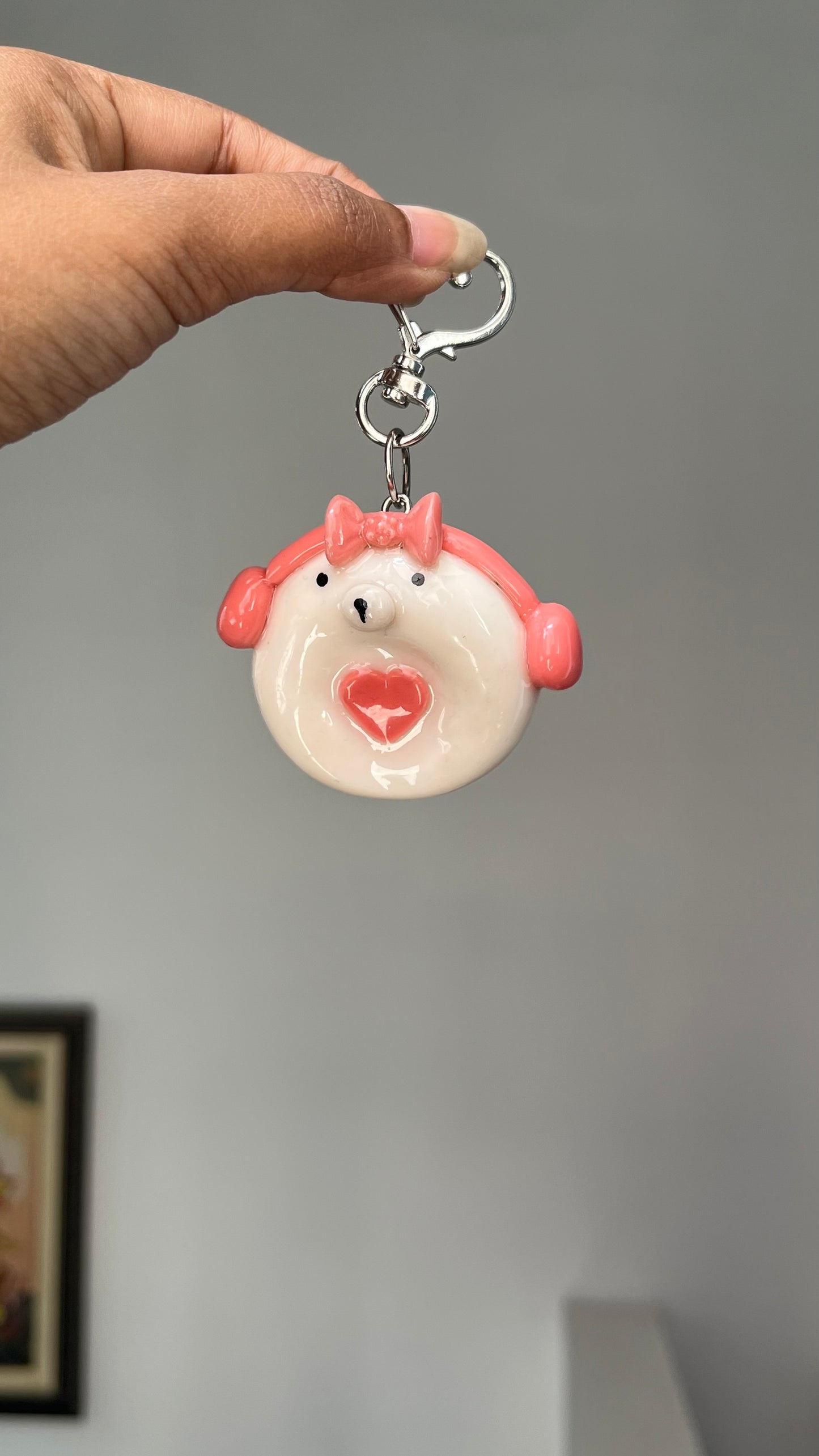 Polar Bear with Headphones worry stone