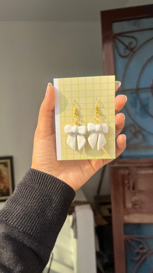 White bow Earrings