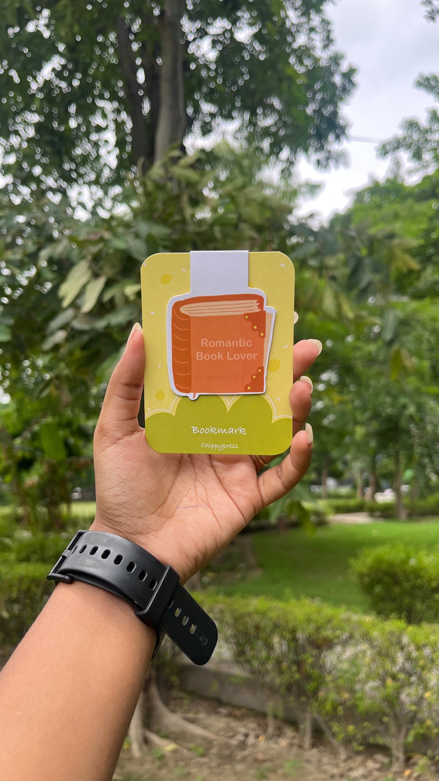 Romantic book lover magnetic bookmark