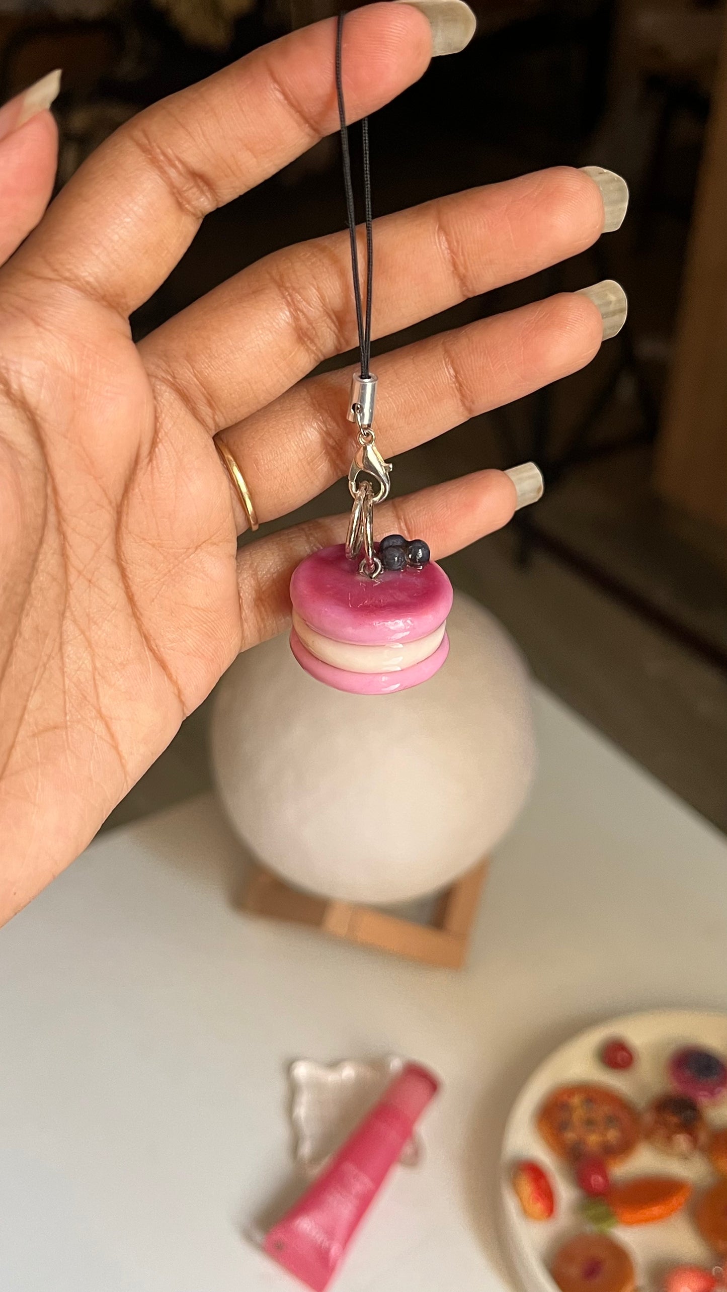 Blueberry cake charm