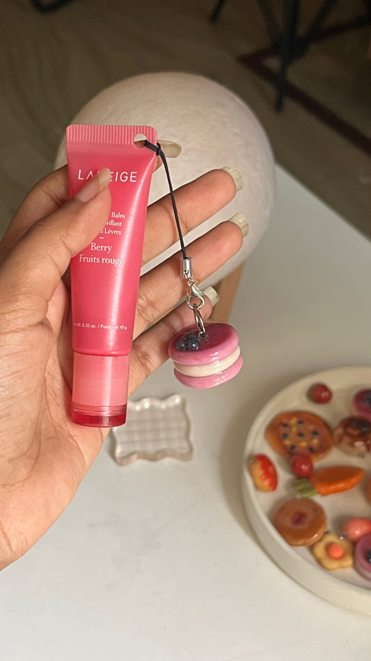 Blueberry cake charm