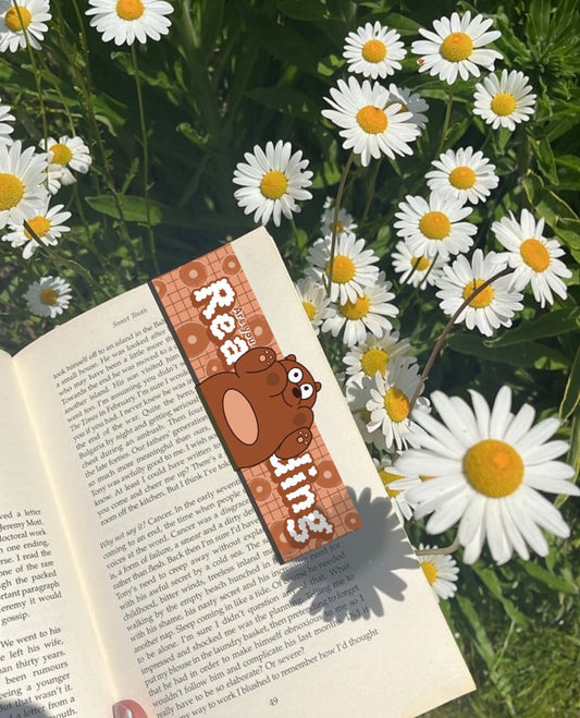 Reading bear magnetic bookmark